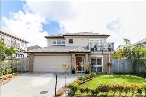 Photo of property in 4 Bordeaux Parade, Te Atatu South, Auckland, 0610