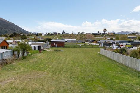 Photo of property in 18 Pennycook Place, Lake Hawea, 9382