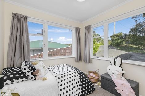 Photo of property in 72 Dominion Park Street, Johnsonville, Wellington, 6037