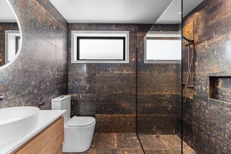 Photo of property in 1 Campbell Road, Wanaka, 9305