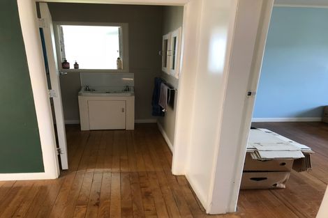 Photo of property in 37 Gibson Road, Dinsdale, Hamilton, 3204