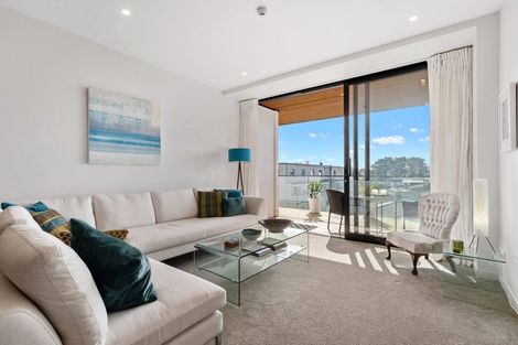 Photo of property in 308/8a Lake Pupuke Drive, Takapuna, Auckland, 0622