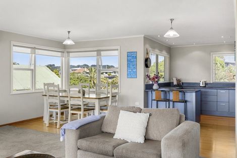 Photo of property in 19 Taipari Avenue, Raglan, 3225