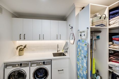 Photo of property in 11 Nelson Crescent, Napier South, Napier, 4110