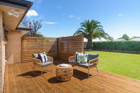 Photo of property in 7 Walnut Grove, Kelvin Grove, Palmerston North, 4414