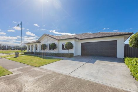 Photo of property in 12 Orotu Drive, Poraiti, Napier, 4112