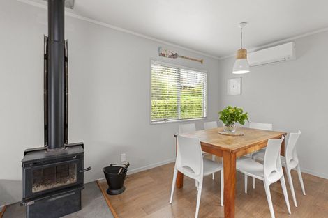 Photo of property in 43a Wallis Street, Raglan, 3225