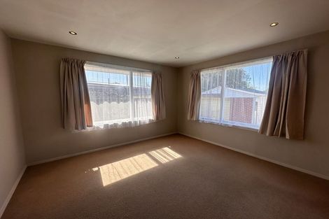 Photo of property in 2/254 Main Road North, Redwood, Christchurch, 8051