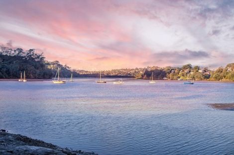 Photo of property in 25 Toanui Road, Hobsonville, Auckland, 0616