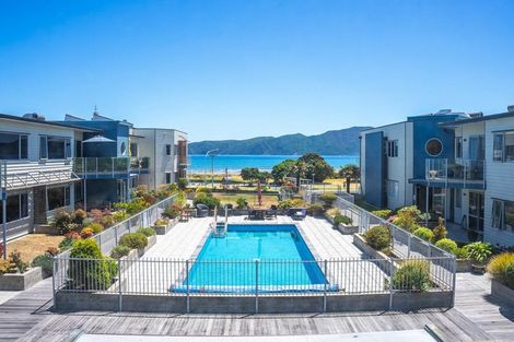 Photo of property in 24/4u Seaview Road, Paraparaumu Beach, Paraparaumu, 5032