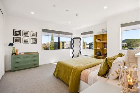Photo of property in 2 Kaokao Lane, Mangere, Auckland, 2022