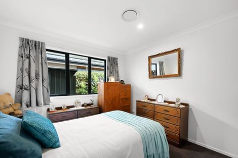 Photo of property in 52 Norfolk Drive, Cambridge, 3434