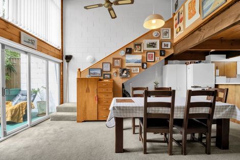 Photo of property in 100b Grand Vue Road, Kawaha Point, Rotorua, 3010