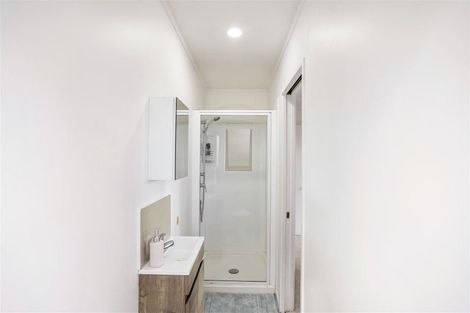 Photo of property in 8 Clover Drive, Henderson, Auckland, 0610