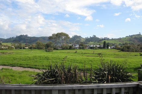 Photo of property in 32a Hillview Road, Waihi Beach, 3611
