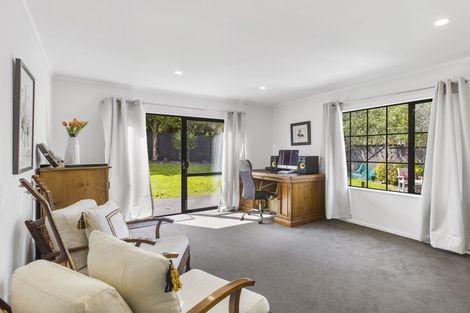 Photo of property in 15 Marendellas Drive, Bucklands Beach, Auckland, 2014