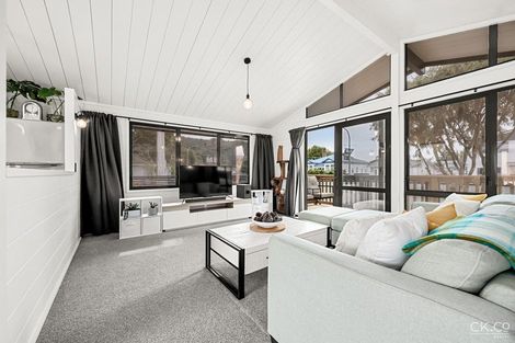 Photo of property in 99 Gibbons Street, Ebdentown, Upper Hutt, 5018