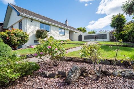 Photo of property in 15 Estuary Crescent, Fairfield, Dunedin, 9018