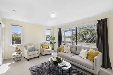 Photo of property in 72 Dominion Park Street, Johnsonville, Wellington, 6037