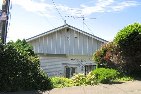 Photo of property in 7 Central Terrace, Kelburn, Wellington, 6012