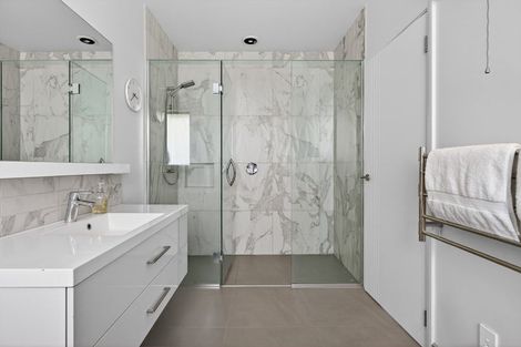 Photo of property in 100 Condor Drive, Pyes Pa, Tauranga, 3112