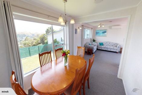 Photo of property in 41 Fitzpatrick Street, Newlands, Wellington, 6037