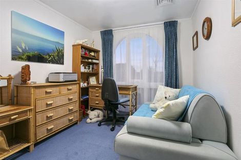 Photo of property in 108 Kowhai Road, Campbells Bay, Auckland, 0630