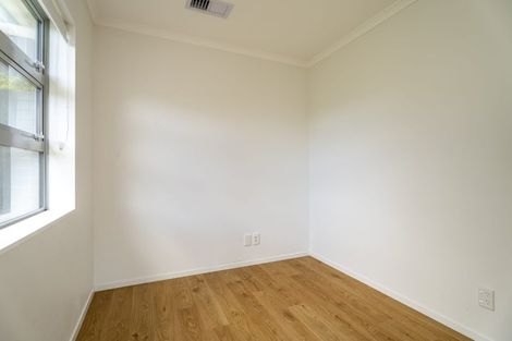 Photo of property in 120 Amesbury Drive, Churton Park, Wellington, 6037