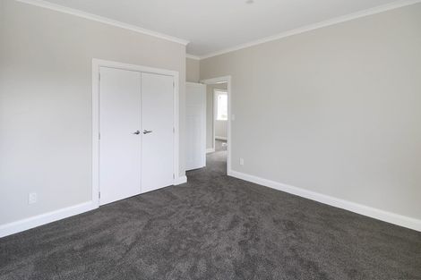 Photo of property in 4/4a Te Mome Road, Alicetown, Lower Hutt, 5010