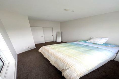 Photo of property in Stadium Garden Flats, 306/107 Thorndon Quay, Pipitea, Wellington, 6011