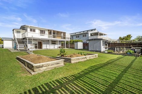 Photo of property in 4 Kawau View Road, Snells Beach, 0920
