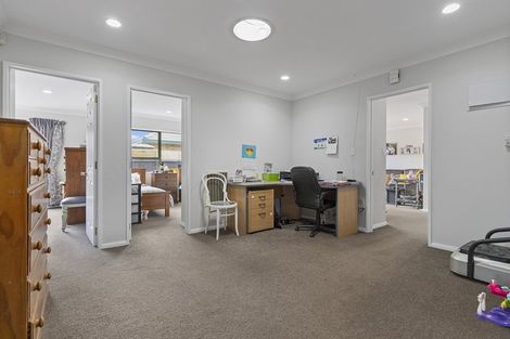 Photo of property in 4 Makepeace Place, Flagstaff, Hamilton, 3210