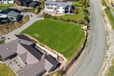 Photo of property in 4 Bluewater View, Mount Pleasant, Christchurch, 8081