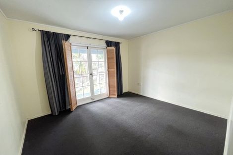 Photo of property in 51 Oreil Avenue, West Harbour, Auckland, 0618