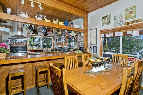 Photo of property in 33 Verran Road, Birkenhead, Auckland, 0626