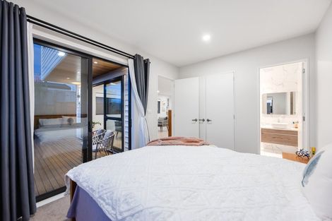 Photo of property in 41 Windlass Street, Long Bay, Auckland, 0630