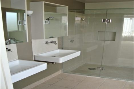 Photo of property in 23 Kittiwake Drive, Schnapper Rock, Auckland, 0632