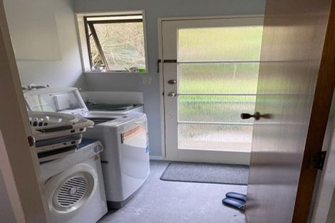 Photo of property in 66 Fyvie Avenue, Tawa, Wellington, 5028