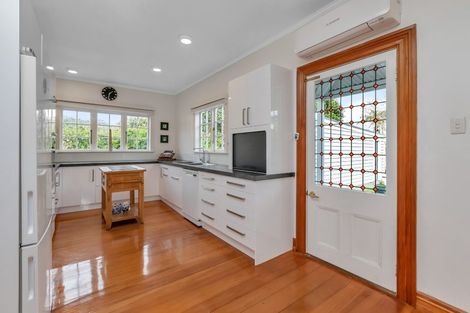 Photo of property in 2 Drummond Street, Regent, Whangarei, 0112