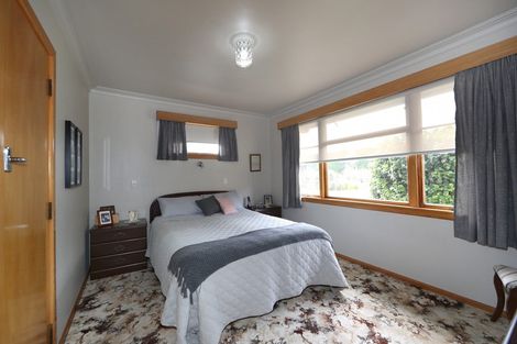 Photo of property in 90 Ferry Road, Clive, 4102