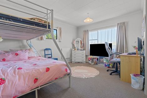 Photo of property in 35 Burn Street, Levin, 5510