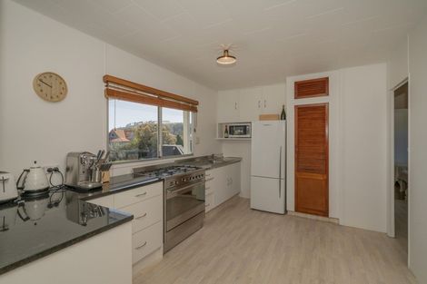 Photo of property in 180 Captain Cook Road, Cooks Beach, Whitianga, 3591