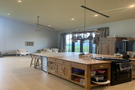 Photo of property in 18 Falls Road, Hunua, Papakura, 2583