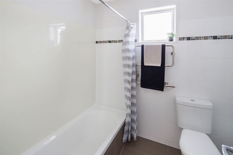 Photo of property in 8a Dominica Crescent, Grenada Village, Wellington, 6037