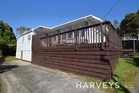 Photo of property in 13 Eastglen Road, Glen Eden, Auckland, 0602