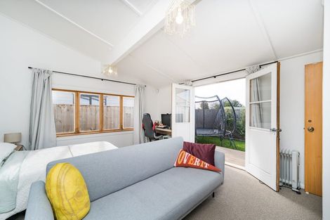 Photo of property in 103 Featherston Street, Takaro, Palmerston North, 4412