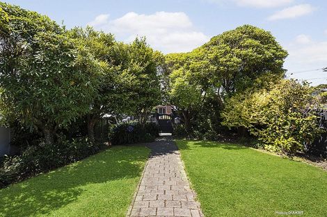 Photo of property in 44 Donald Street, Karori, Wellington, 6012