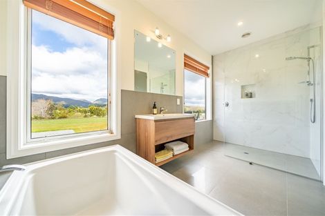 Photo of property in 319 Marchant Road, Kaitoke, Upper Hutt, 5018