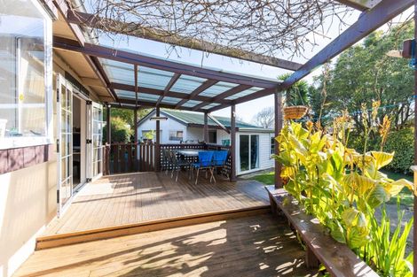 Photo of property in 4 Laurel Place, Awapuni, Palmerston North, 4412
