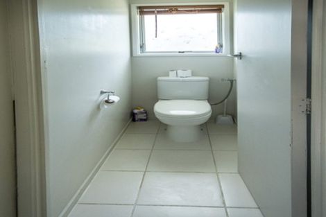 Photo of property in 8/19 Bayside Avenue, Te Atatu Peninsula, Auckland, 0610